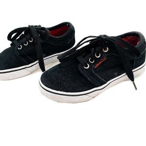 AIRWALK Suede Black Low Top Sneakers